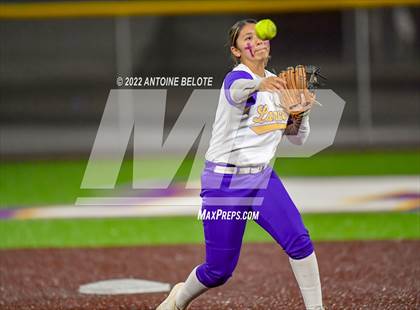 Thumbnail 3 in Glenn @ Norwalk photogallery.