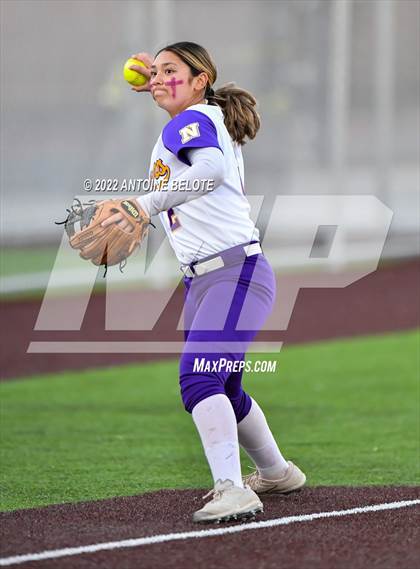 Thumbnail 3 in Glenn @ Norwalk photogallery.
