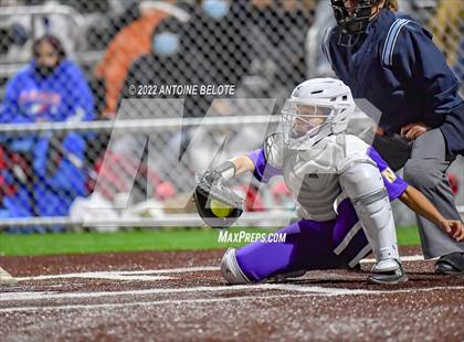 Thumbnail 3 in Glenn @ Norwalk photogallery.