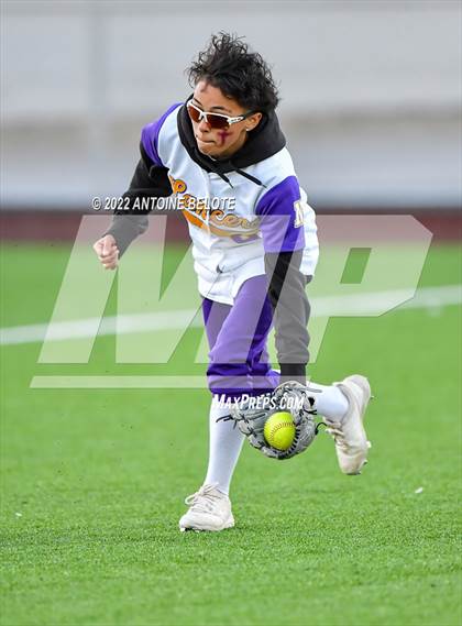 Thumbnail 1 in Glenn @ Norwalk photogallery.