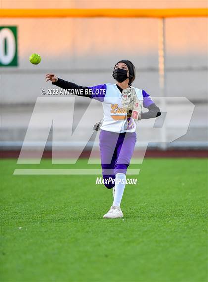 Thumbnail 2 in Glenn @ Norwalk photogallery.