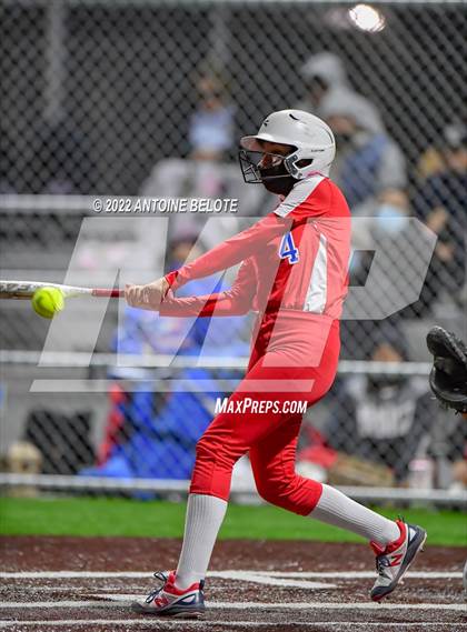 Thumbnail 3 in Glenn @ Norwalk photogallery.