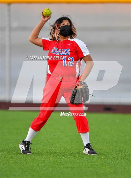 Thumbnail 3 in Glenn @ Norwalk photogallery.