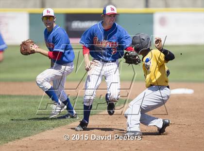 Thumbnail 1 in Los Alamitos vs Santa Monica photogallery.