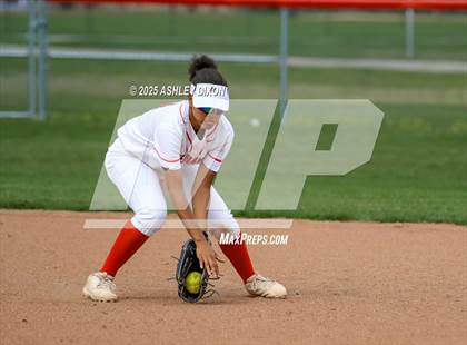 Thumbnail 2 in Port Huron Northern @ Port Huron photogallery.