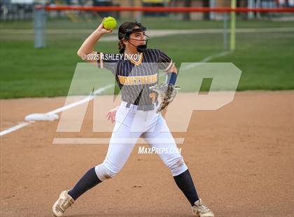 Thumbnail 3 in Port Huron Northern @ Port Huron photogallery.