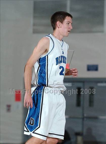 Thumbnail 3 in Nevada Union vs. Davis (Les Curry Invitational) photogallery.