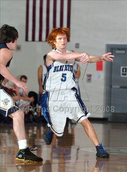 Thumbnail 2 in Nevada Union vs. Davis (Les Curry Invitational) photogallery.