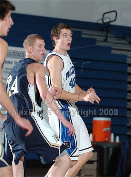 Thumbnail 3 in Nevada Union vs. Davis (Les Curry Invitational) photogallery.