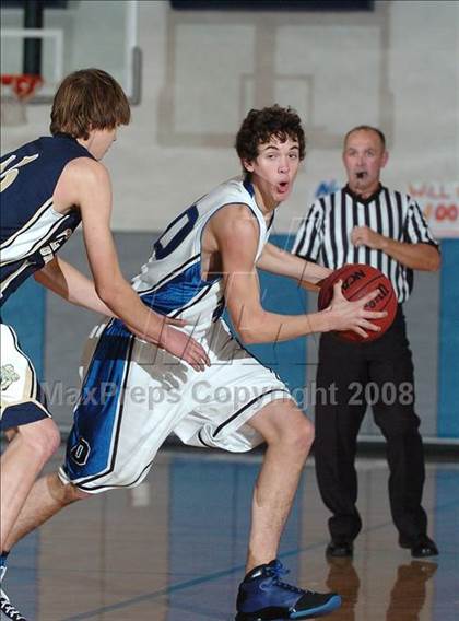 Thumbnail 1 in Nevada Union vs. Davis (Les Curry Invitational) photogallery.