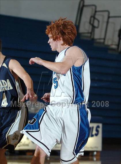 Thumbnail 1 in Nevada Union vs. Davis (Les Curry Invitational) photogallery.