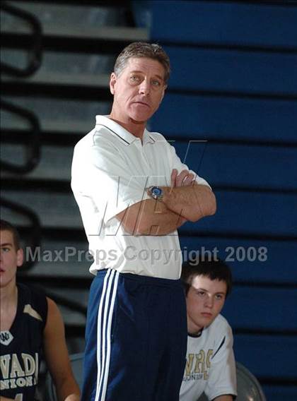 Thumbnail 1 in Nevada Union vs. Davis (Les Curry Invitational) photogallery.