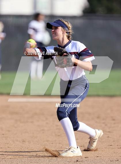 Thumbnail 2 in Cherokee Trail @ Smoky Hill photogallery.