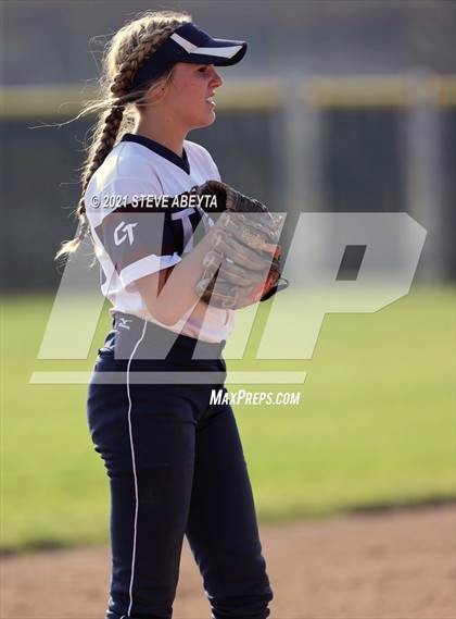 Thumbnail 1 in Cherokee Trail @ Smoky Hill photogallery.