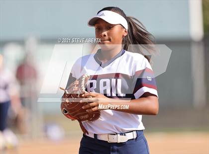 Thumbnail 1 in Cherokee Trail @ Smoky Hill photogallery.