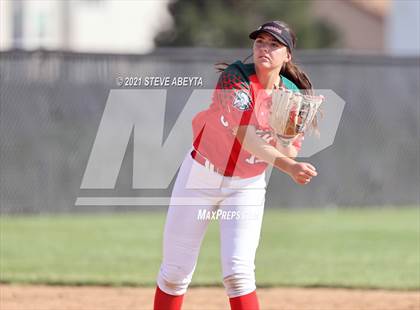 Thumbnail 1 in Cherokee Trail @ Smoky Hill photogallery.
