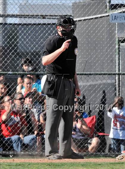Thumbnail 2 in Edison vs. Lakewood (CIF SS D1 Playoffs) photogallery.