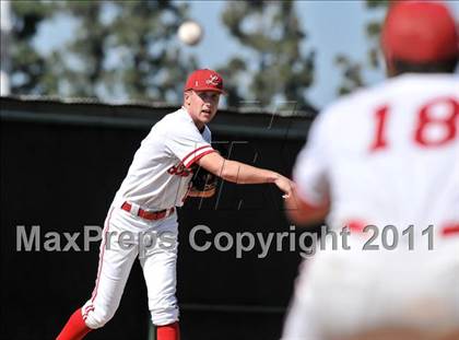 Thumbnail 2 in Edison vs. Lakewood (CIF SS D1 Playoffs) photogallery.