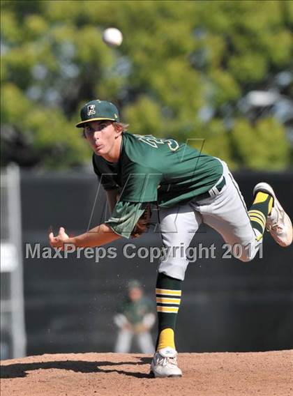 Thumbnail 2 in Edison vs. Lakewood (CIF SS D1 Playoffs) photogallery.