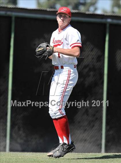 Thumbnail 2 in Edison vs. Lakewood (CIF SS D1 Playoffs) photogallery.