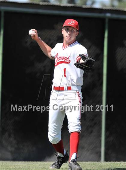 Thumbnail 2 in Edison vs. Lakewood (CIF SS D1 Playoffs) photogallery.