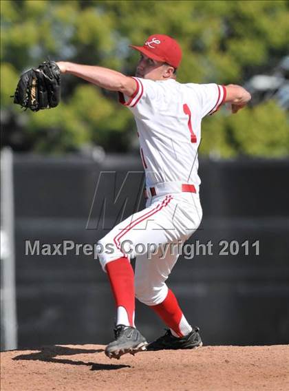 Thumbnail 1 in Edison vs. Lakewood (CIF SS D1 Playoffs) photogallery.