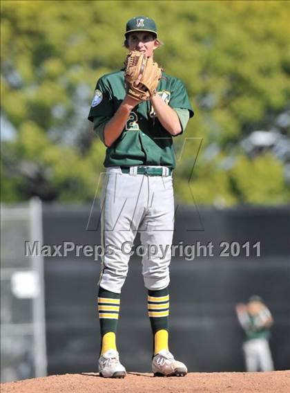 Thumbnail 3 in Edison vs. Lakewood (CIF SS D1 Playoffs) photogallery.