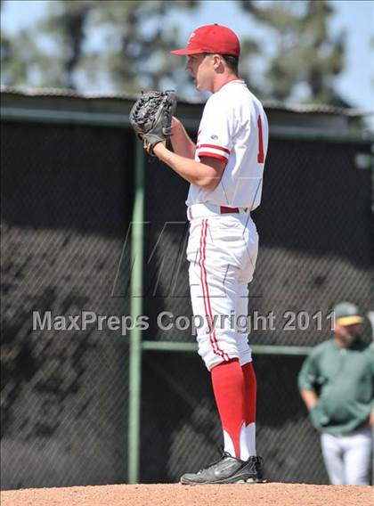 Thumbnail 1 in Edison vs. Lakewood (CIF SS D1 Playoffs) photogallery.