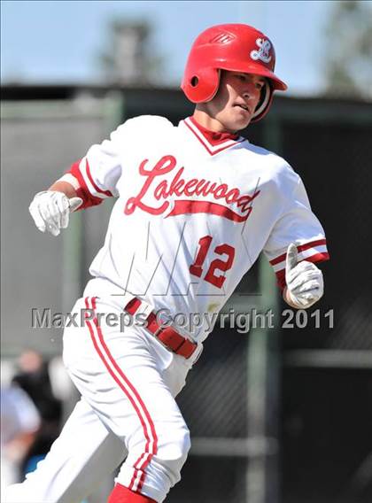 Thumbnail 2 in Edison vs. Lakewood (CIF SS D1 Playoffs) photogallery.