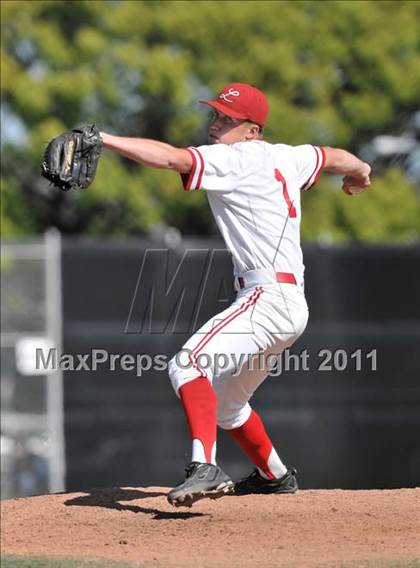 Thumbnail 1 in Edison vs. Lakewood (CIF SS D1 Playoffs) photogallery.
