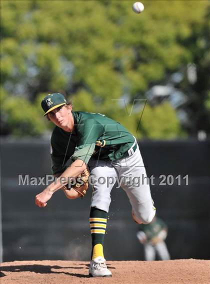 Thumbnail 1 in Edison vs. Lakewood (CIF SS D1 Playoffs) photogallery.