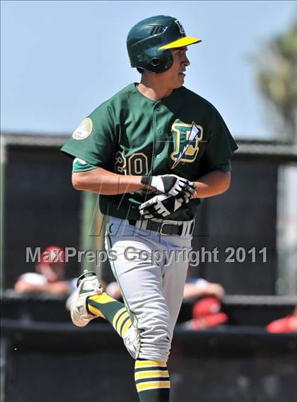 Thumbnail 1 in Edison vs. Lakewood (CIF SS D1 Playoffs) photogallery.