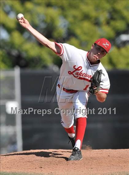 Thumbnail 2 in Edison vs. Lakewood (CIF SS D1 Playoffs) photogallery.