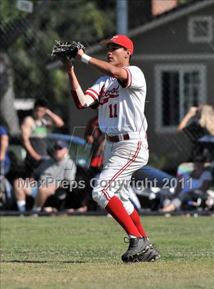 Thumbnail 1 in Edison vs. Lakewood (CIF SS D1 Playoffs) photogallery.
