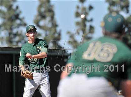 Thumbnail 2 in Edison vs. Lakewood (CIF SS D1 Playoffs) photogallery.