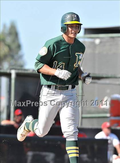 Thumbnail 1 in Edison vs. Lakewood (CIF SS D1 Playoffs) photogallery.