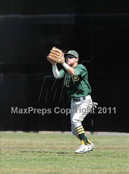 Thumbnail 2 in Edison vs. Lakewood (CIF SS D1 Playoffs) photogallery.