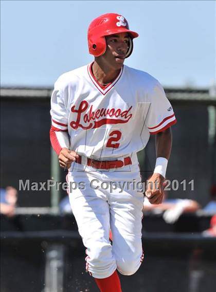 Thumbnail 2 in Edison vs. Lakewood (CIF SS D1 Playoffs) photogallery.