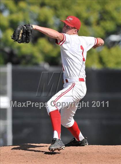Thumbnail 3 in Edison vs. Lakewood (CIF SS D1 Playoffs) photogallery.