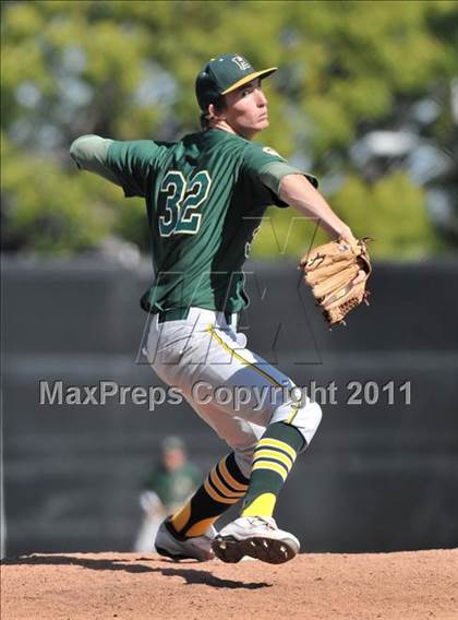 Thumbnail 1 in Edison vs. Lakewood (CIF SS D1 Playoffs) photogallery.