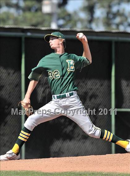 Thumbnail 2 in Edison vs. Lakewood (CIF SS D1 Playoffs) photogallery.