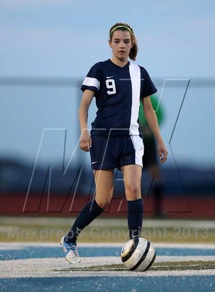 Thumbnail 1 in Air Academy @ Valor Christian (CHSAA 4A Quarterfinal) photogallery.