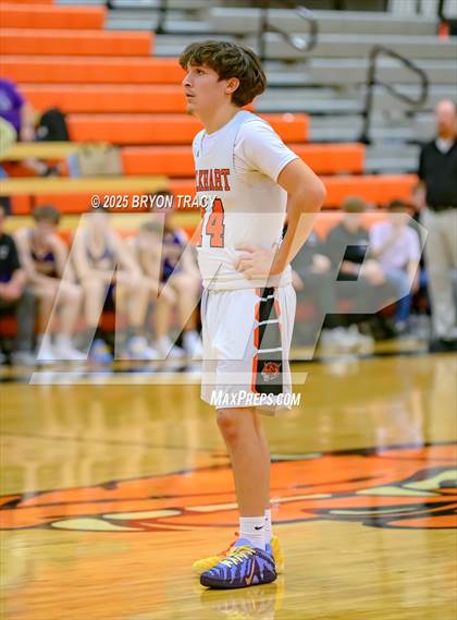 Thumbnail 2 in Eads vs. Elkhart photogallery.