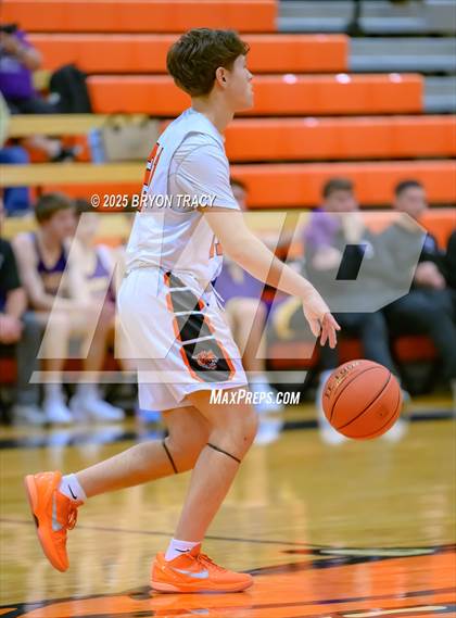 Thumbnail 2 in Eads vs. Elkhart photogallery.