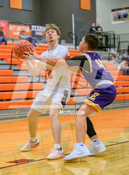 Thumbnail 1 in Eads vs. Elkhart photogallery.