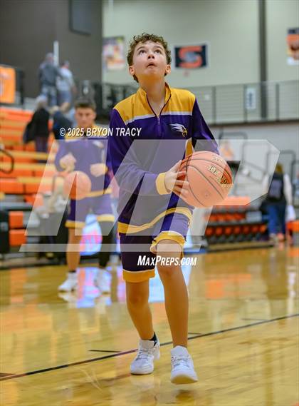 Thumbnail 2 in Eads vs. Elkhart photogallery.