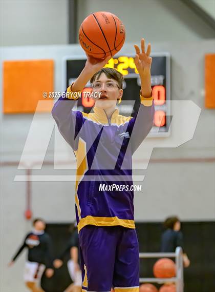 Thumbnail 2 in Eads vs. Elkhart photogallery.