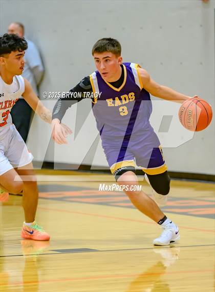 Thumbnail 2 in Eads vs. Elkhart photogallery.