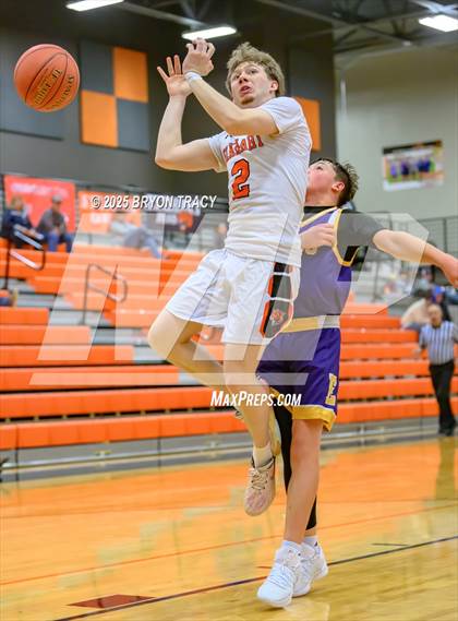 Thumbnail 2 in Eads vs. Elkhart photogallery.