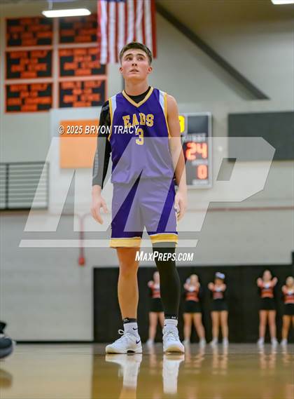 Thumbnail 1 in Eads vs. Elkhart photogallery.